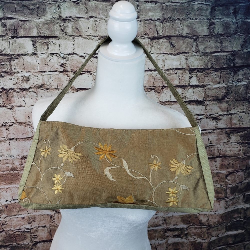 DAS Embroidered Handbag